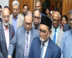 কখনো আমেরিকা যাইনি, যাবও না: প্রধান বিচারপতি