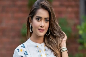 ফ্যাশন ডিজাইনারকে হ*ত্যার হু ম কি, তানজীন তিশার বিরুদ্ধে আদালতে মা ম লা ফ্যাশন ডিজাইনারকে হ*ত্যার হু ম কি, তানজীন তিশার বিরুদ্ধে আদালতে মা ম লা