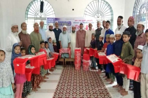 মুস্তাফিজুর রহমান কাওছার এর মত মানবিক মানুষ সমাজে খুব প্রয়োজন মুস্তাফিজুর রহমান কাওছার এর মত মানবিক মানুষ সমাজে খুব প্রয়োজন