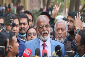 একদলীয় শাসনব্যবস্থার দিকে এগিয়ে যাচ্ছে দেশ: তৈমুর