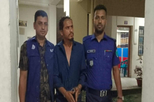 গোয়াইনঘাটে শিশু অপ*হরণকারী সন্দেহে শীর্ষ স ন্ত্রা সী কে আটক করে জনতা