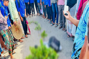 তামাবিল মহাসড়কে ট্রাকের চাপায় বাইক আরোহীর মৃ ত্যু