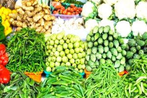 মাছের যোগান কম, চড়া দামে বাজারে অস্বস্তি