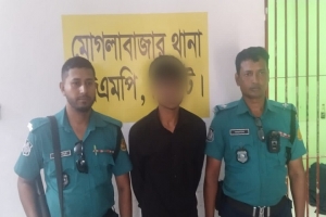 মোগলাবাজারে ভা*রতীয় বাসমতি চাল জ*ব্দ, গ্রে*প্তার ১