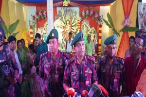 মাধবপুরে পূজামণ্ডপের নিরাপত্তায় বিজিবির ড্রোন নজরদারি মাধবপুরে পূজামণ্ডপের নিরাপত্তায় বিজিবির ড্রোন নজরদারি