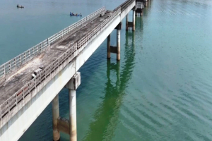 তাহিরপুরে কাজ শেষ হওয়ার ভা'ঙল সেতুর ৫টি গার্ডার তাহিরপুরে কাজ শেষ হওয়ার ভা'ঙল সেতুর ৫টি গার্ডার