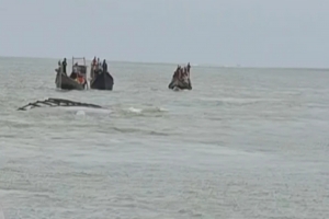 কক্সবাজার উপকূলে নৌকা ডু*বে নিউজিল্যান্ডের কিশোর নি*খোঁজ কক্সবাজার উপকূলে নৌকা ডু*বে নিউজিল্যান্ডের কিশোর নি*খোঁজ