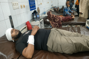কোম্পানীগঞ্জে ব্যবসায়ীকে মা*রধর করে টাকা ছি*নতাই কোম্পানীগঞ্জে ব্যবসায়ীকে মা*রধর করে টাকা ছি*নতাই