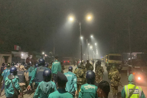 সিলেটে মধ্যরাতে তিন গ্রামের সংঘ*র্ষে পুলিশসহ আ*হত ১৫