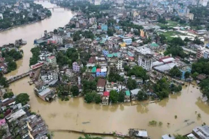 সিলেটে ভারি বৃষ্টিপাতে বন্যার শ*ঙ্কা