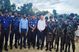 জাফলংয়ে তৃতীয় ধাপে অ ভি যা নে পাথর ভাঙার ১৮টি যন্ত্রের বিদ্যুৎ বিচ্ছিন্ন