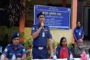 জৈন্তাপুরে সীমান্ত অ*পরাধ দ*মনে বিট পুলিশিং সভা জৈন্তাপুরে সীমান্ত অ*পরাধ দ*মনে বিট পুলিশিং সভা