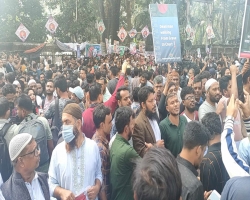 বিএনপির মানববন্ধনে যোগ দিতে দলে দলে আসছেন নেতাকর্মীরা