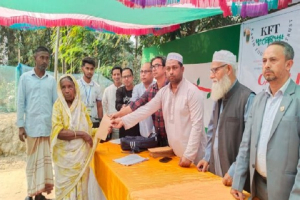 জগন্নাথপুরে মাহে রমজান ও ঈদ  সামনে রেখে  করিম ফাউন্ডেশন ট্রাস্টের উদ্যোগে  অর্থ বিতরণ
