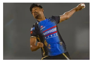মোস্তাফিজের ডেথ ওভারের জাদুতে ঢাকাকে হারিয়ে রংপুরের রুদ্ধশ্বাস জয়