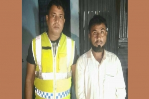 মাধবপুরে সা'জাপ্রাপ্ত আ'সামিসহ গ্রে'প্তার ৩ মাধবপুরে সা'জাপ্রাপ্ত আ'সামিসহ গ্রে'প্তার ৩