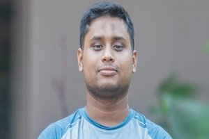 নিজের সম্পদের হিসাব নিয়ে মুখ খুললেন হাসনাত