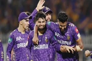 ১ রানের জয়ে প্লে-অফের দৌড়ে টিকে রইলো কলকাতা