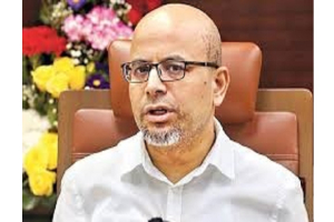 প্রধান উপদেষ্টার বিশেষ সহকারী ফয়েজ আহমদ তৈয়্যব দেশ ছেড়েছেন
