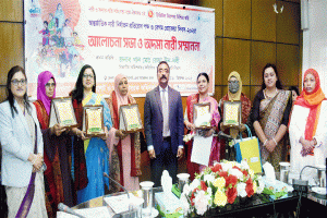 বেগম রোকেয়ার স্বপ্ন  বাস্তবায়ন জরুরি  - বিভাগীয় কমিশনার