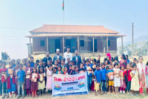 গোয়াইনঘাটে শতাধিক শিক্ষার্থীদের মাঝে ছাত্র পরিষদের শিক্ষা উপকরণ বিতরণ