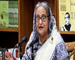 বর্ষাকালে মুরগি এমনিতেই একটু কম ডিম পাড়ে : প্রধানমন্ত্রী
