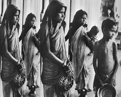 ‘চুয়াত্তরের দুর্ভিক্ষের জন্য আমেরিকা দায়ী’ 