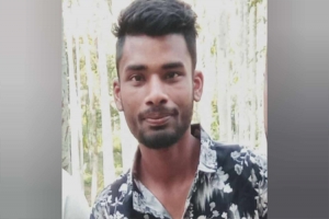 জৈন্তাপুরে সী মা ন্ত এলাকায়  নৌকা ডুবিতে পাথর শ্রমিক নিঁ খো জ 
