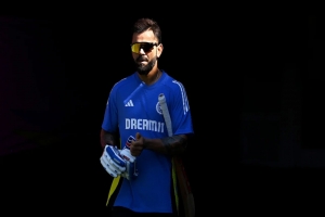 ঘু*ষ না দেওয়ায় দল থেকে বাদ পড়েছিলেন কোহলি