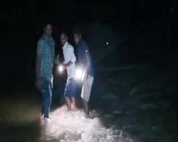 শাল্লায় নদীর স্রোতে ভেসে গেছেন দুই সন্তানসহ মা